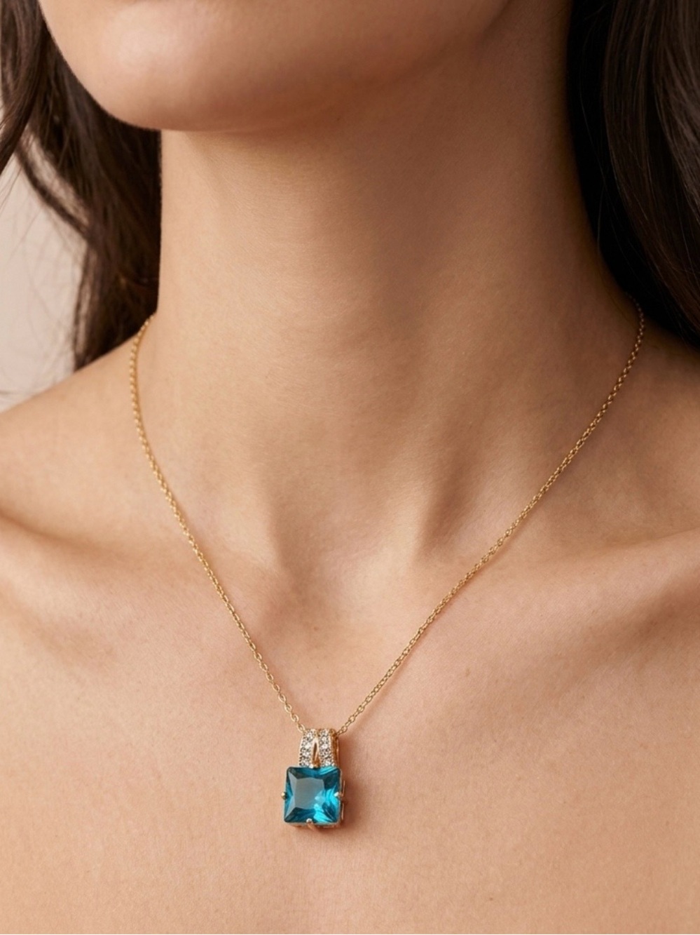 Sparkling Costume Blue Topaz Necklace